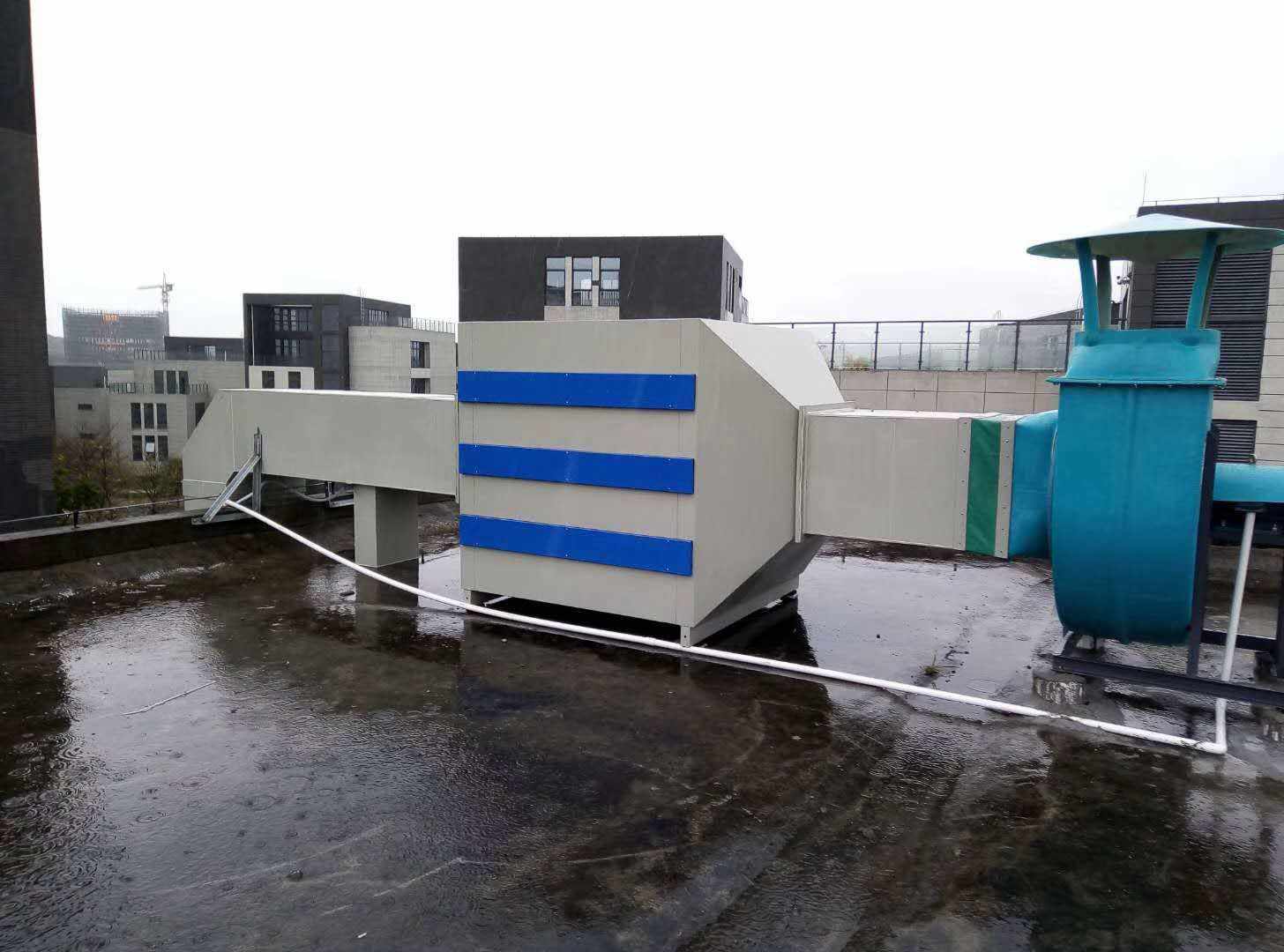 化學(xué)實(shí)驗(yàn)室裝修完工 通風(fēng)柜變頻系統(tǒng)工程完工 感謝廣州也樂新材料化工有限公司的認(rèn)可(圖2) 化學(xué)實(shí)驗(yàn)室裝修完工 通風(fēng)柜變頻系統(tǒng)工程完工 感謝廣州也樂新材料化工有限公司的認(rèn)可(圖2)