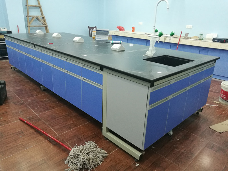 廣州科迪顏料化工車間實(shí)驗(yàn)室整體裝修工程  番禺君鴻凈化裝修(圖1)